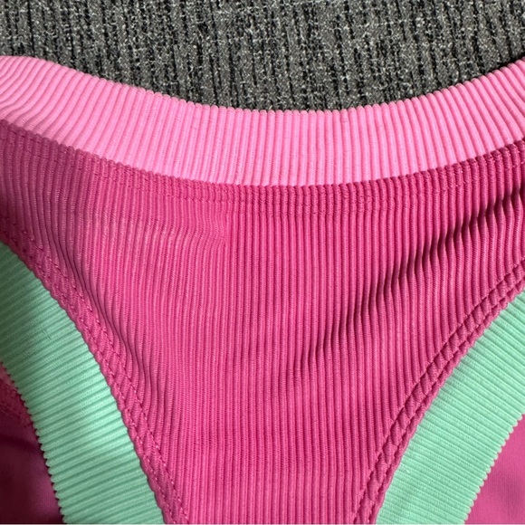 Beach Riot Sport Gwen Active Top - Picture 7 of 14